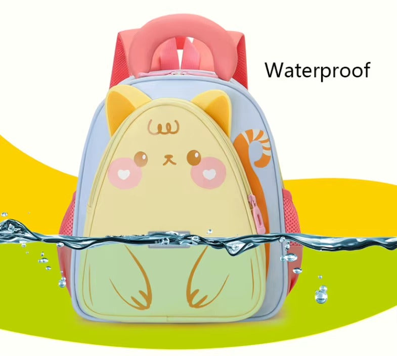 Cat backpack detail