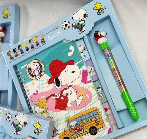 Snoopy copybook set - School Bus